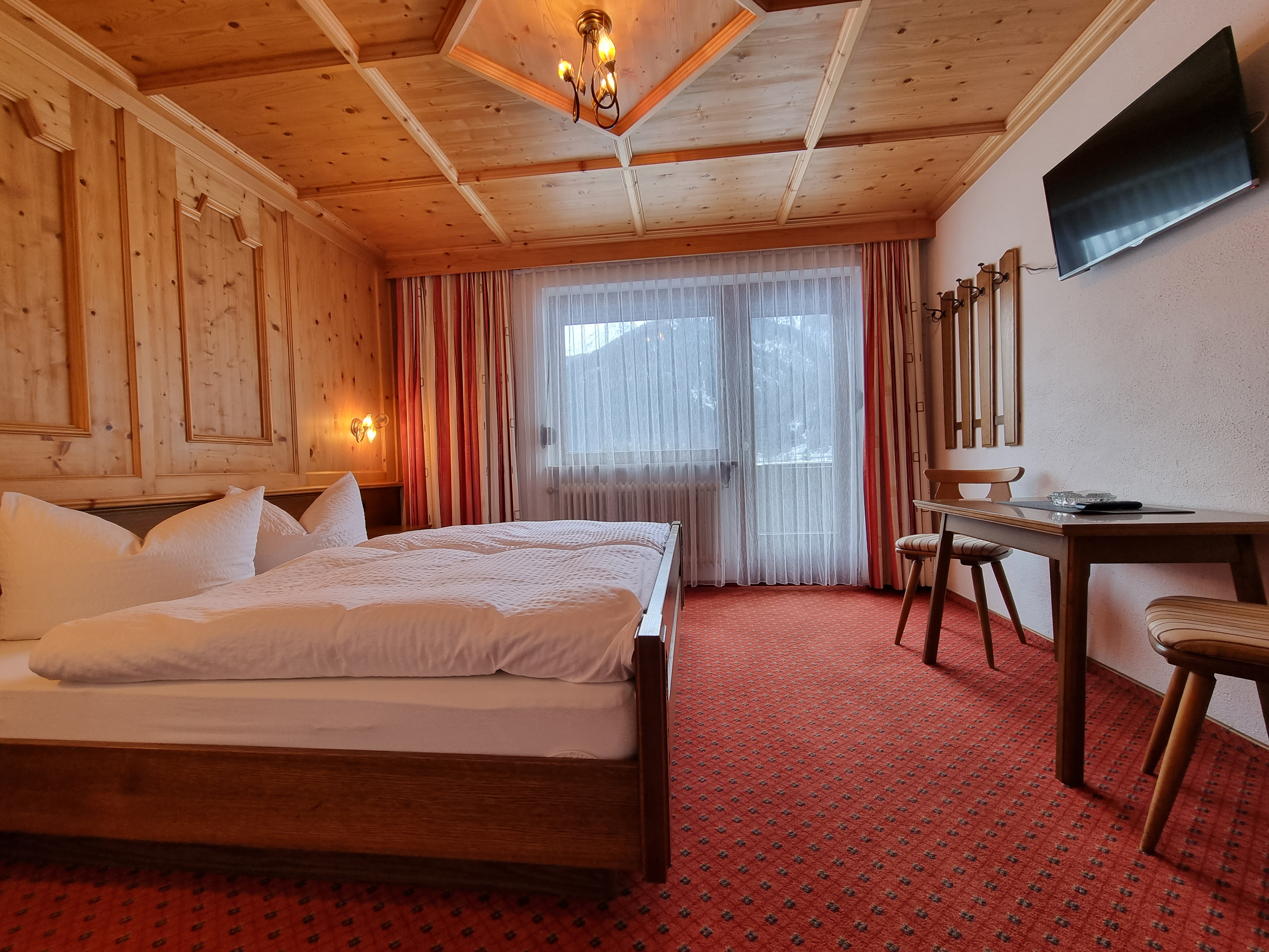 Doppelzimmer mit Frühstück